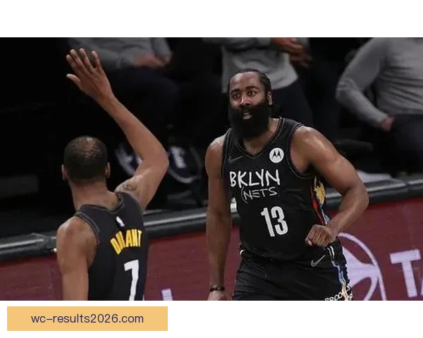 约基奇创纪录轰23分21篮板19助攻距场均三双仅差32助攻荣膺中锋第一